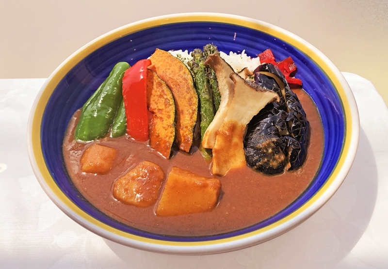 Curryshop Camel カレー 富良野オムカレー 飲食 買物一覧 ふらの観光協会公式サイト ふらのindex